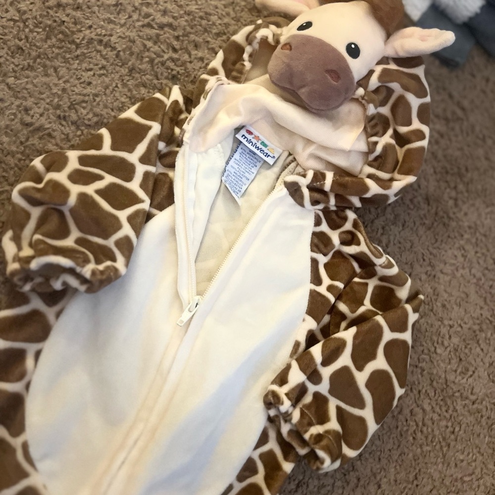 Miniwear Baby Outfit with Brown and Cream Pattern